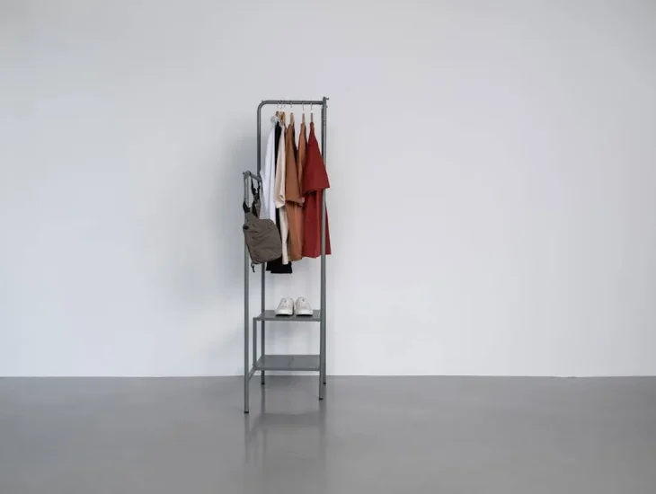 Jenis gantungan baju kombinasi rak susun